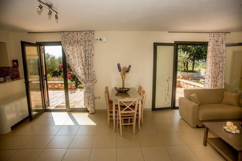 Korallis Villas Livathos  Екстер'єр фото