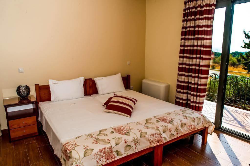 Korallis Villas Livathos  Екстер'єр фото