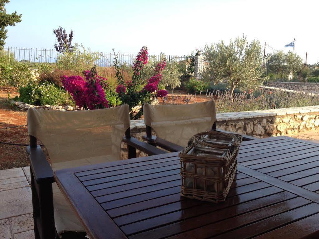 Korallis Villas Livathos  Екстер'єр фото