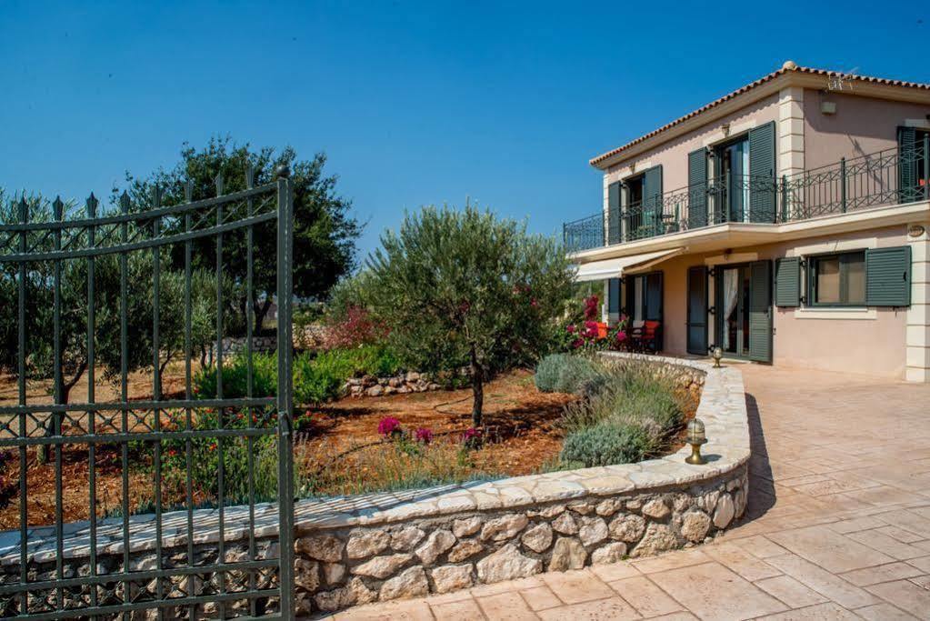 Korallis Villas Livathos  Екстер'єр фото
