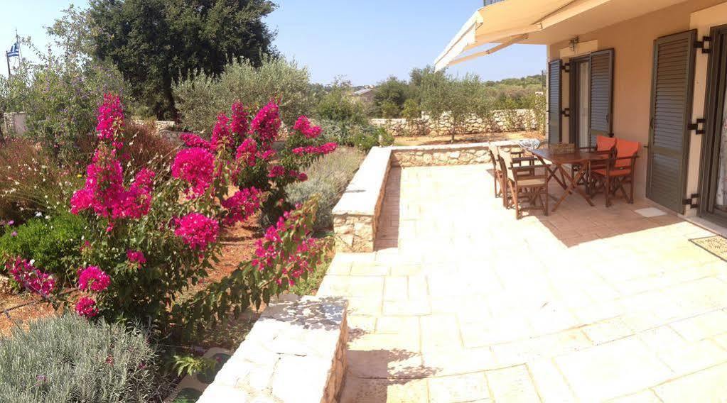Korallis Villas Livathos  Екстер'єр фото